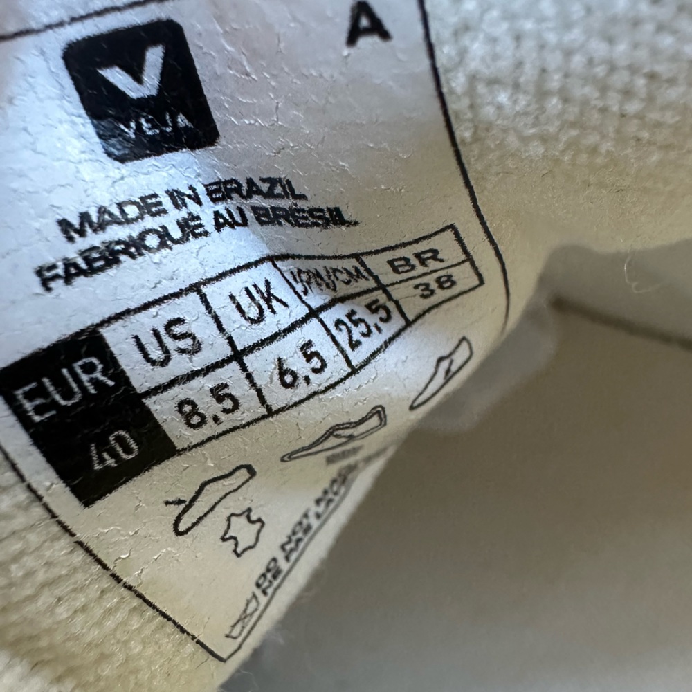 Veja NEARLY NEW V-12 white marsala náutico leather low top sneaker -8.5 (40 EU) - Picture 14 of 16